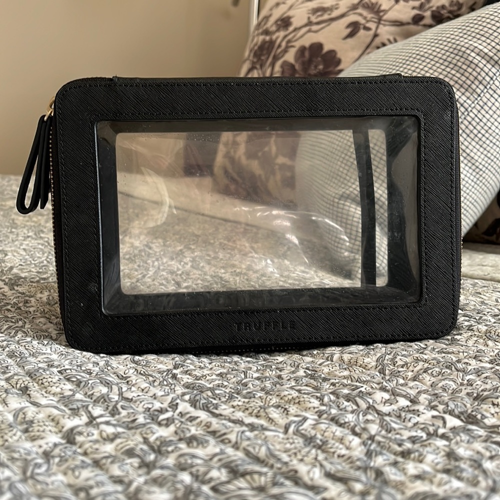 TRUFFLE Clarity Jetset Case/Cosmetic Bag